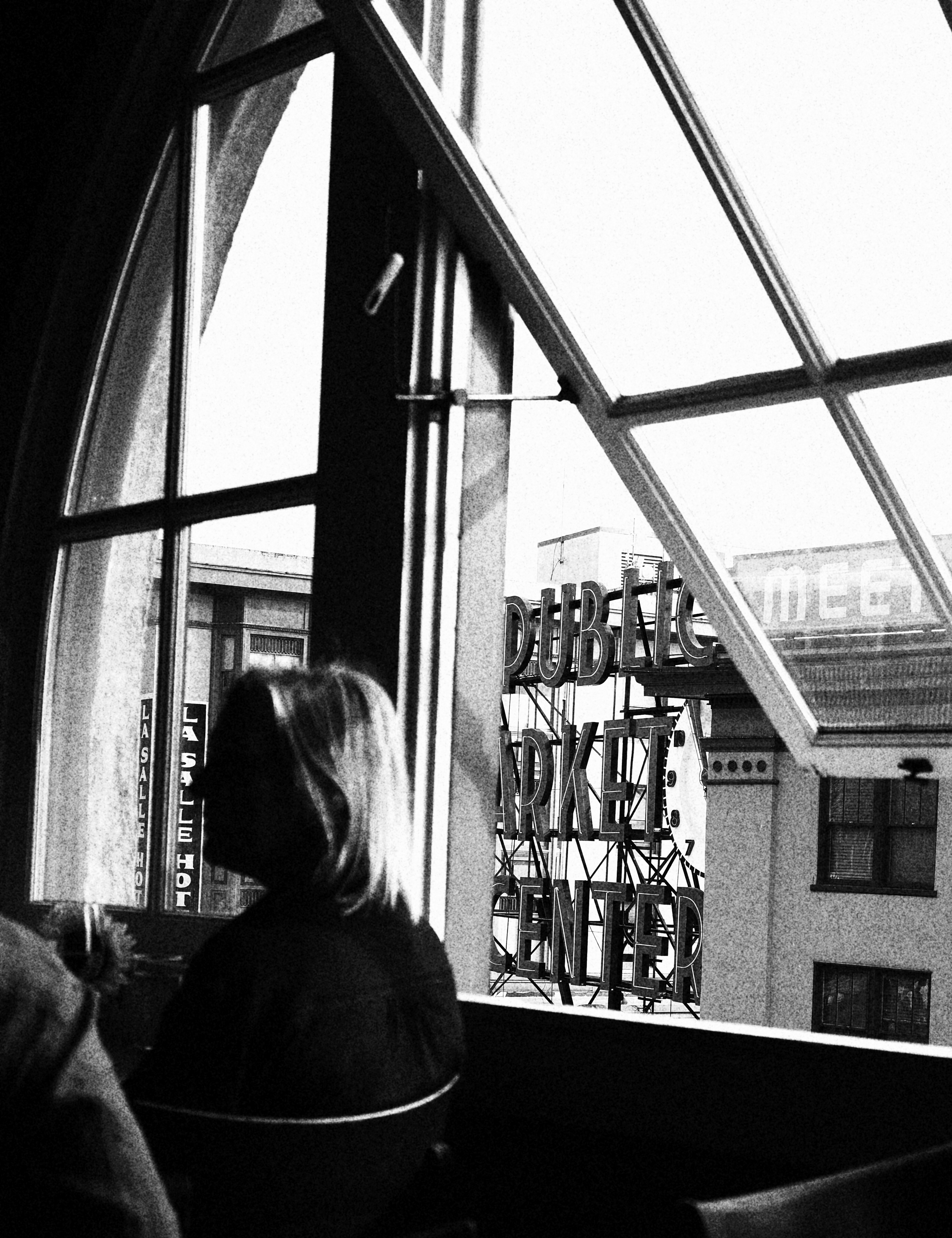 market restaurant gaze